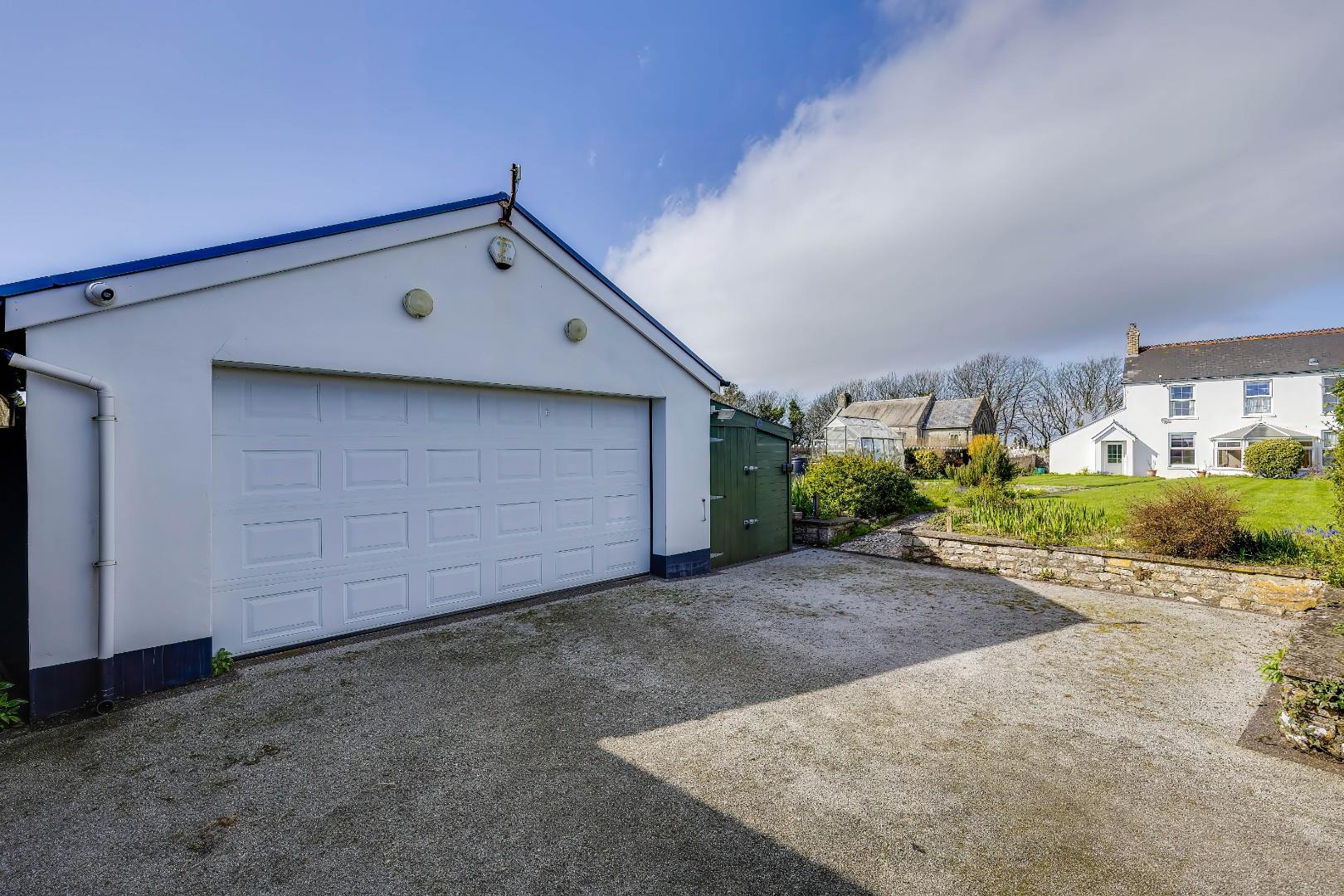 Bryn Eglwys, Monknash, Nr Cowbridge, Vale Of Glamorgan, CF71 7QQ